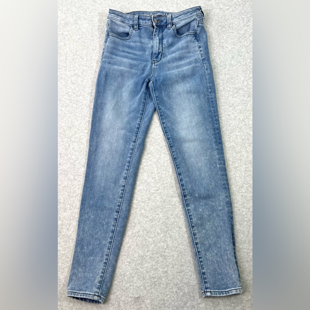 American Eagle Women’s Super Hi-Rise Jegging Denim Size 4 Regular